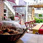 Fi̇li̇zce Konuk Evi Pensiune