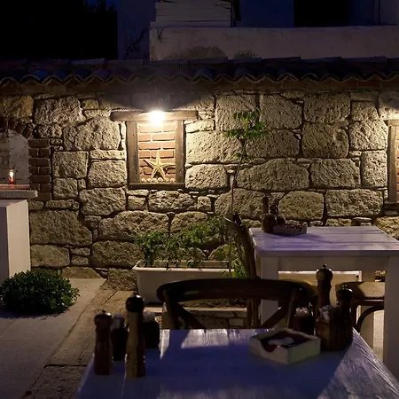 Casa de hóspedes Fi̇li̇zce Konuk Evi Alacati