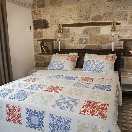 Fi̇li̇zce Konuk Evi *