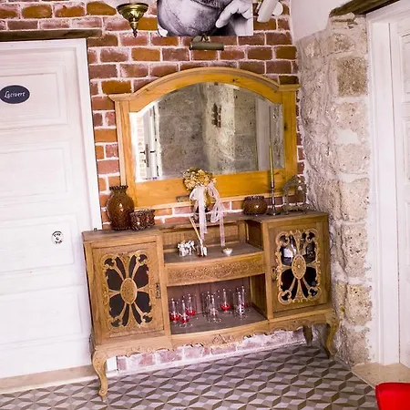 Fi̇li̇zce Konuk Evi *