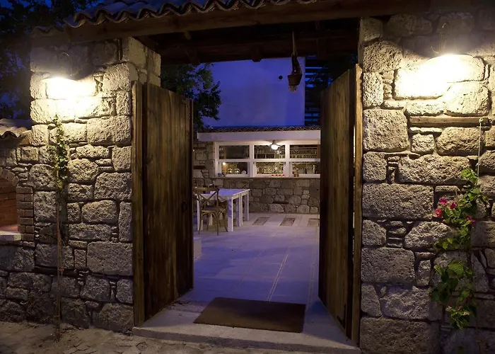Fi̇li̇zce Konuk Evi Vendégház Alacati