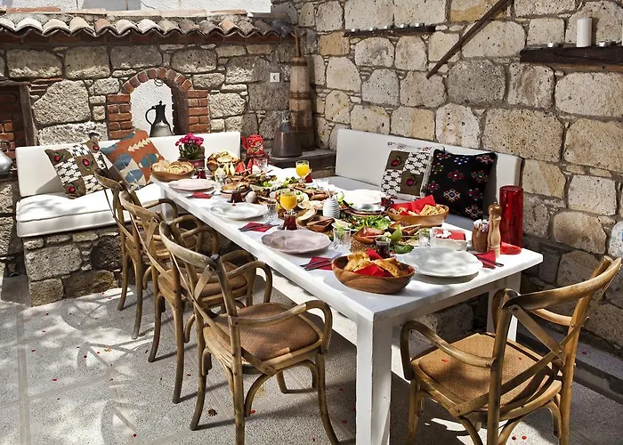 Fi̇li̇zce Konuk Evi Maison d'hôtes