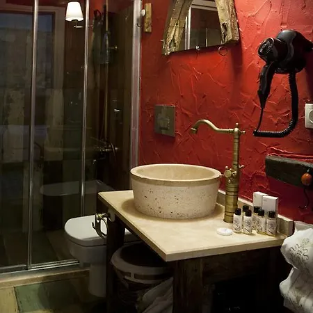 Fi̇li̇zce Konuk Evi Alaçatı