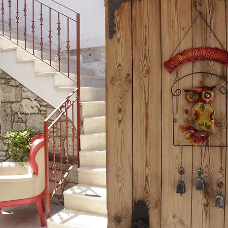 Fi̇li̇zce Konuk Evi Alacati